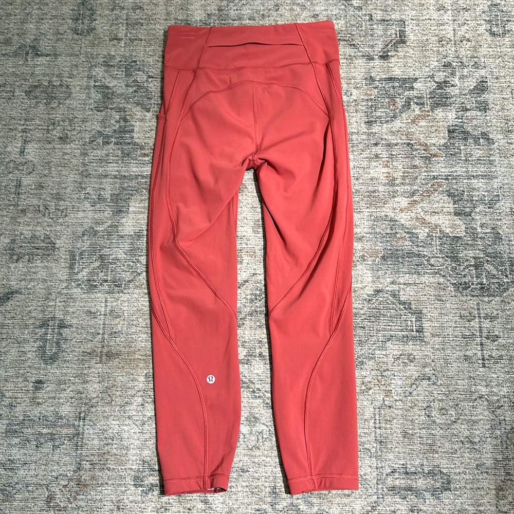 Lululemon Workout Capri, size 4